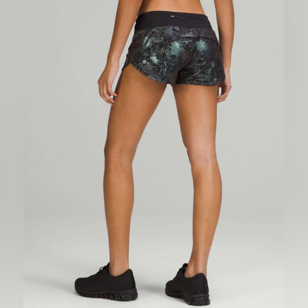 NWOT Lululemon Speed Up Low-Rise Lined Short 2.5" size 10